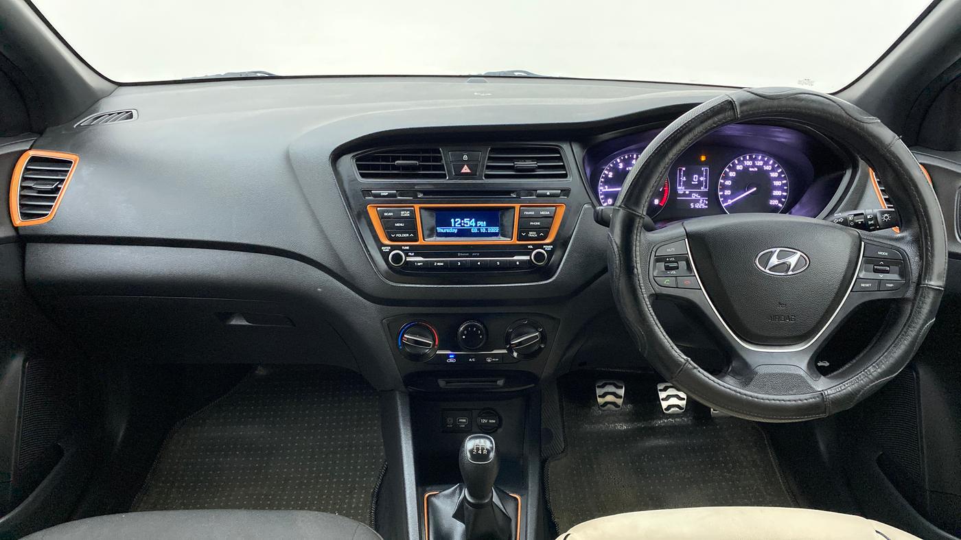 2015 Hyundai i20 Active 1.2 S, Petrol, Manual, 51,408 km, Dashboard