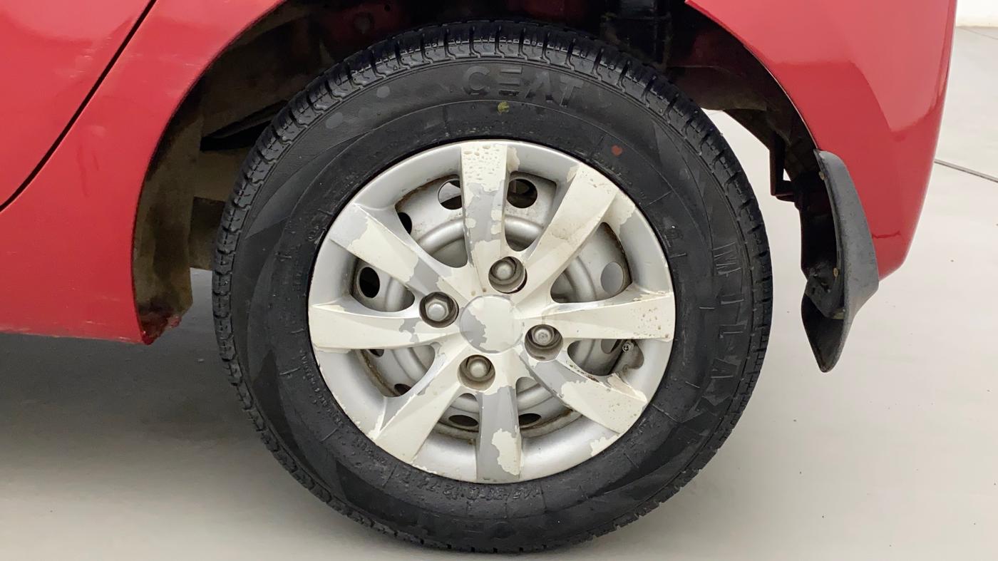 2016 Hyundai Eon ERA +, Petrol, Manual, 43,129 km, Left Rear Wheel
