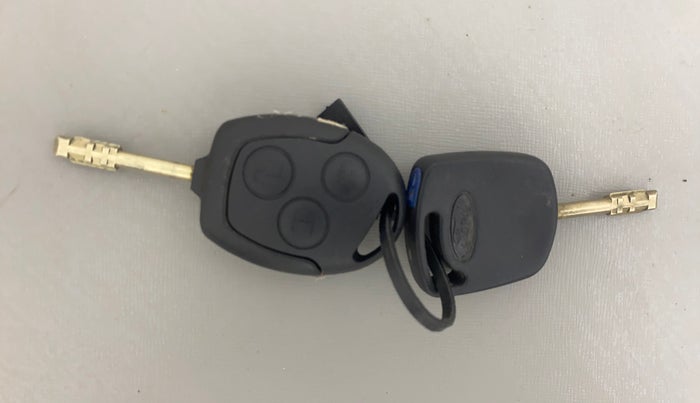 2012 Ford Figo EXI 1.4 DIESEL, Diesel, Manual, 1,43,015 km, Key Close Up