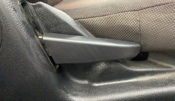 2012 Ford Figo EXI 1.4 DIESEL, Diesel, Manual, 1,43,015 km, Driver Side Adjustment Panel