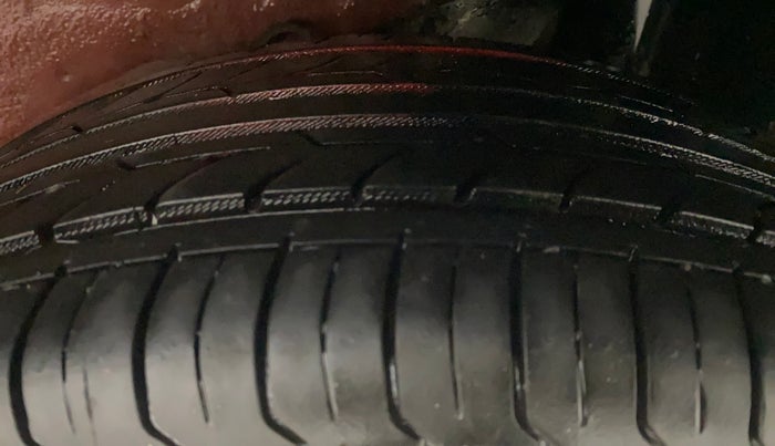 2012 Ford Figo EXI 1.4 DIESEL, Diesel, Manual, 1,43,015 km, Left Rear Tyre Tread