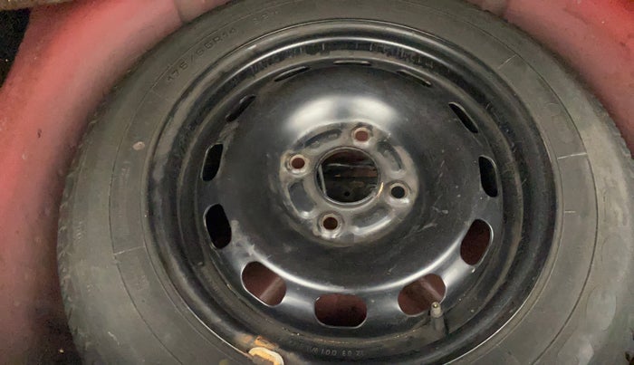 2012 Ford Figo EXI 1.4 DIESEL, Diesel, Manual, 1,43,015 km, Spare Tyre