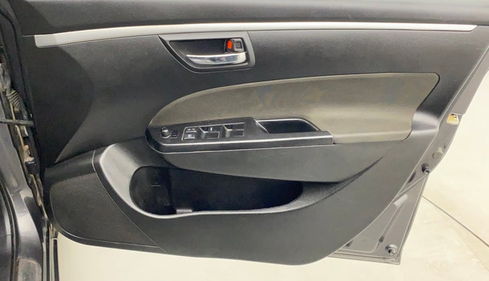 2015 Maruti Swift VXI, Petrol, Manual, 67,292 km, Driver Side Door Panels Control