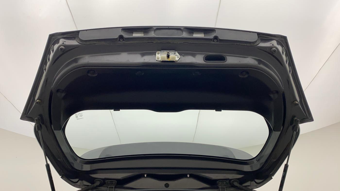 2015 Maruti Swift VXI, Petrol, Manual, 67,292 km, Boot Door Open