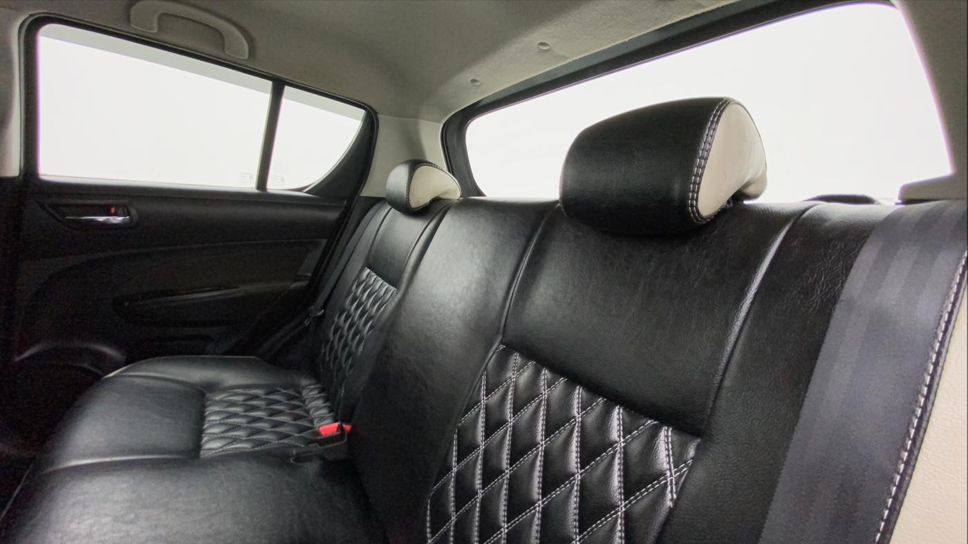 2015 Maruti Swift VXI, Petrol, Manual, 67,292 km, Right Side Rear Door Cabin