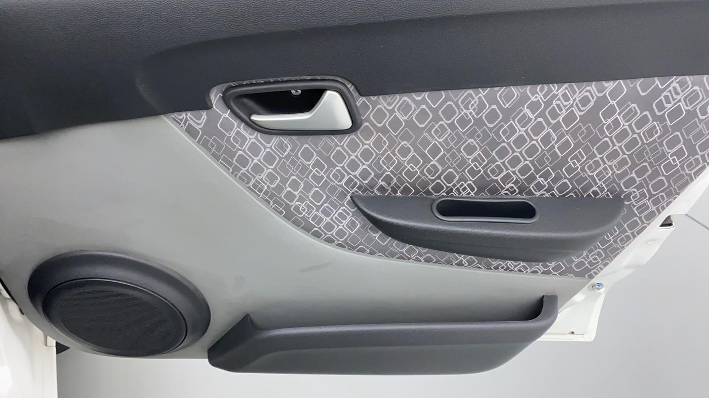 2019 Maruti Alto 800 VXI, Petrol, Manual, 3,719 km, Driver Side Door Panels Control