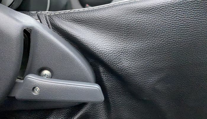 2019 Maruti Alto 800 VXI, Petrol, Manual, 3,719 km, Driver Side Adjustment Panel