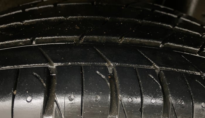 2023 KIA SONET HTX 1.0 DCT, Petrol, Automatic, 6,700 km, Left Rear Tyre Tread