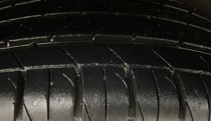 2023 KIA SONET HTX 1.0 DCT, Petrol, Automatic, 6,700 km, Right Rear Tyre Tread