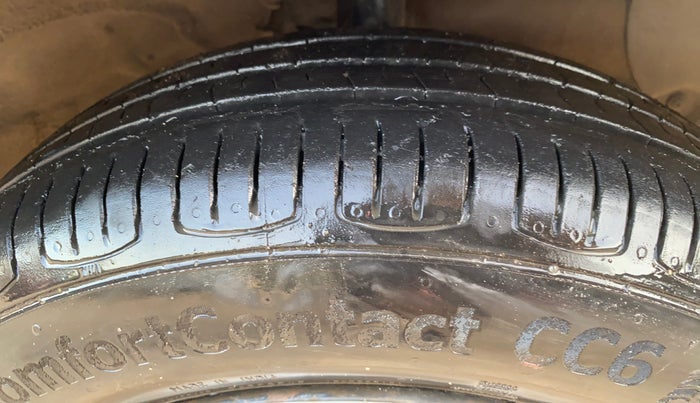 2015 Hyundai Grand i10 MAGNA 1.2 KAPPA VTVT, Petrol, Manual, 63,219 km, Right Front Tyre Tread