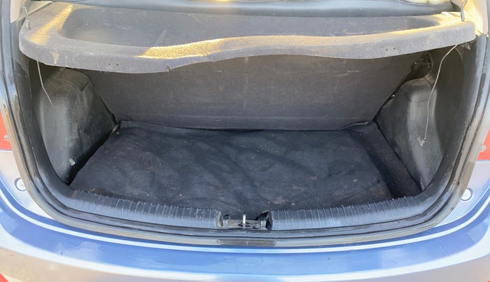 2015 Hyundai Grand i10 MAGNA 1.2 KAPPA VTVT, Petrol, Manual, 63,219 km, Boot Inside