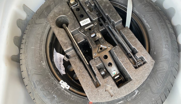 2022 Skoda SLAVIA STYLE 1.0L TSI MT, Petrol, Manual, 69,712 km, Spare Tyre