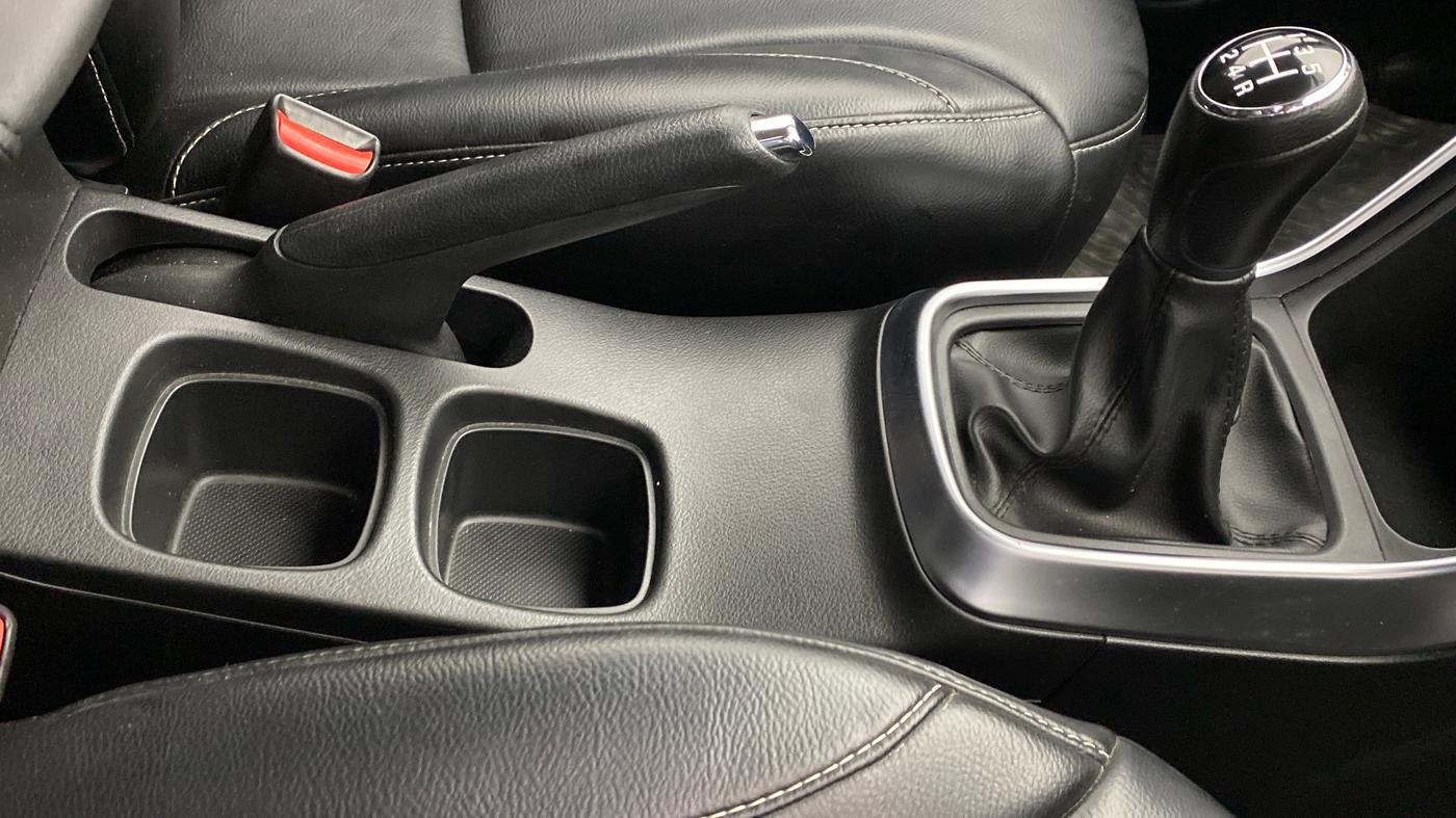 2018 Maruti S Cross ZETA 1.3 SHVS, Diesel, Manual, 14,367 km, Gear Lever