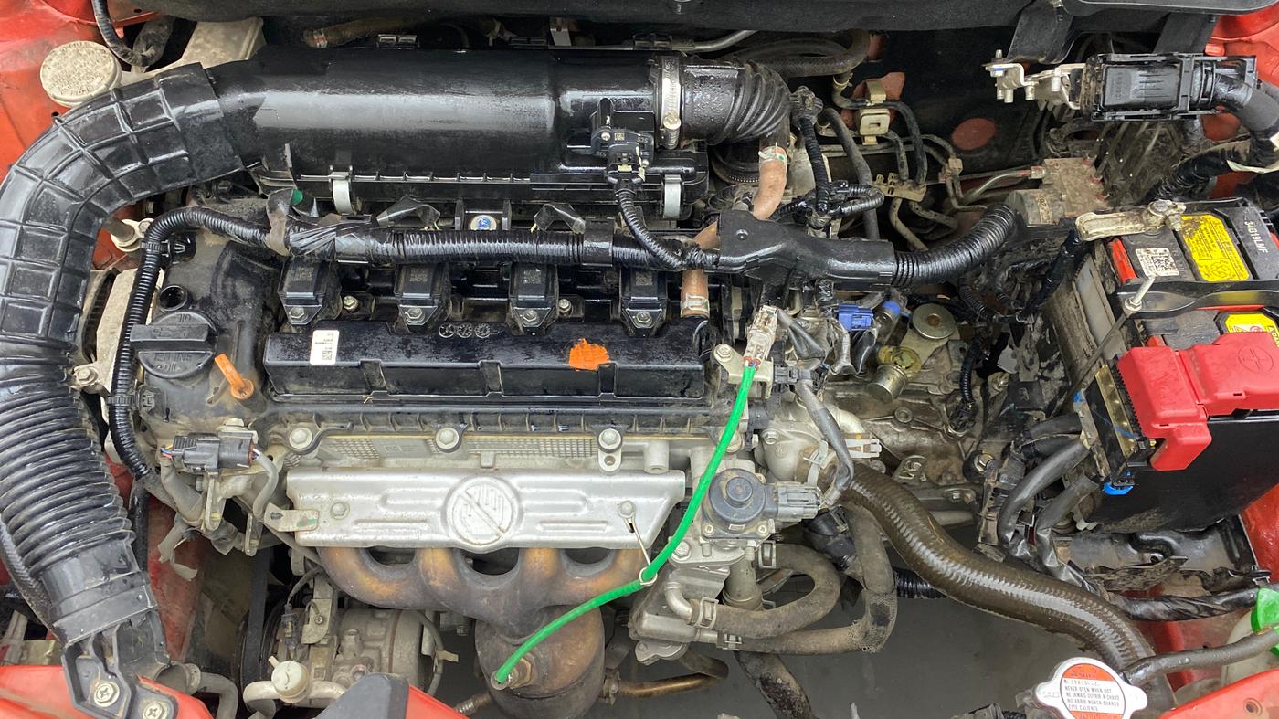 2023 Maruti Swift VXI, Petrol, Manual, 64,517 km, Engine View