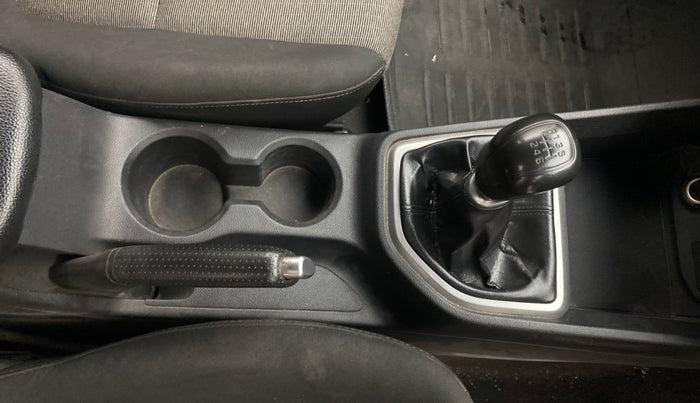 2016 Hyundai Creta SX PLUS 1.6 PETROL, Petrol, Manual, 81,880 km, Gear Lever