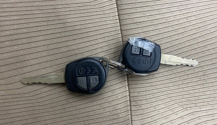 2021 Maruti Ertiga VXI CNG, CNG, Manual, 1,08,646 km, Key Close Up