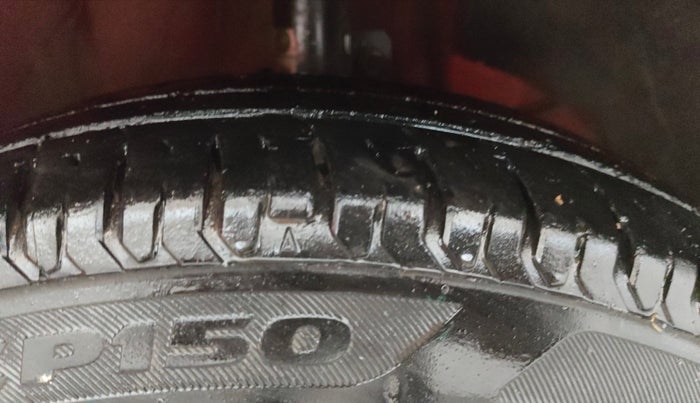 2020 Maruti Swift VXI AMT, Petrol, Automatic, 31,449 km, Right Front Tyre Tread