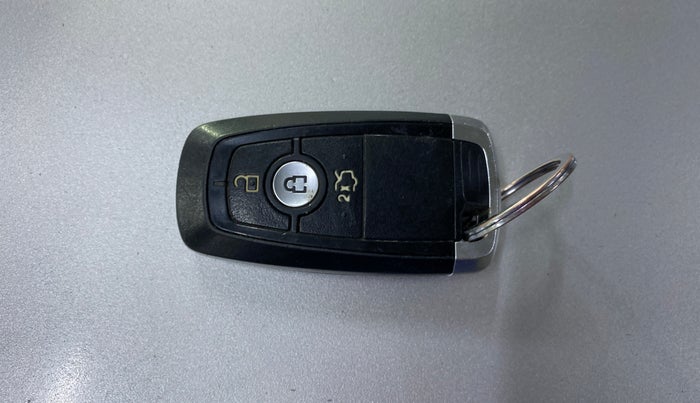 2019 Ford FREESTYLE TITANIUM PLUS 1.2 PETROL, Petrol, Manual, 98,254 km, Key Close Up