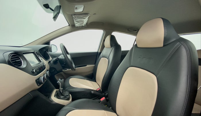 2018 Hyundai Grand i10 SPORTZ AT 1.2 KAPPA VTVT, Petrol, Automatic, 24,548 km, Right Side Front Door Cabin