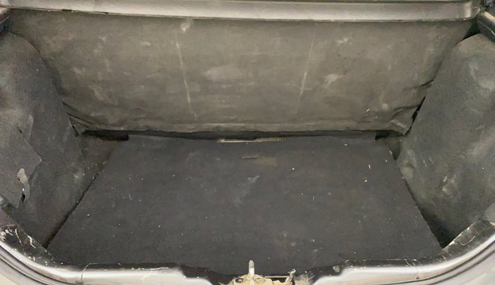 2022 Tata Tiago XT (O) PETROL, Petrol, Manual, 56,766 km, Boot Inside