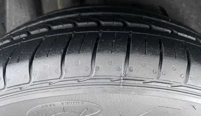 2020 Ford FREESTYLE TITANIUM + 1.2 TI-VCT, Petrol, Manual, 11,102 km, Right Rear Tyre Tread