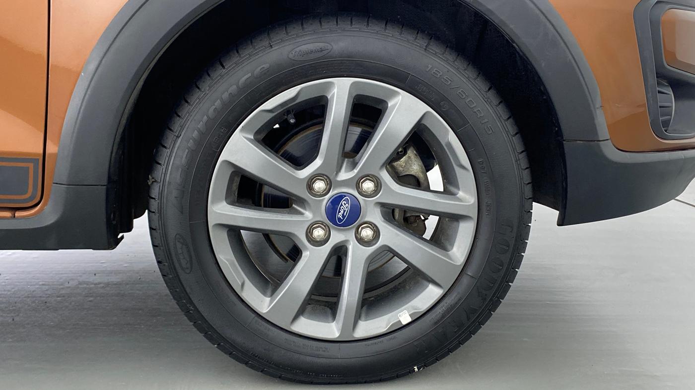 2020 Ford FREESTYLE TITANIUM + 1.2 TI-VCT, Petrol, Manual, 11,102 km, Right Front Wheel