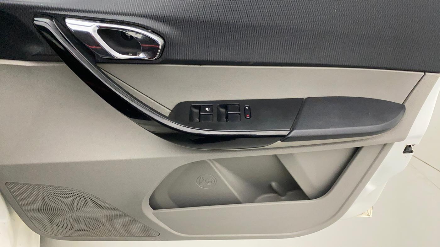 2019 Tata Tiago XZA PLUS PETROL, Petrol, Automatic, 13,830 km, Driver Side Door Panels Control