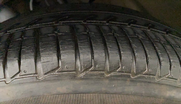 2019 Tata Tiago XZA PLUS PETROL, Petrol, Automatic, 13,830 km, Left Rear Tyre Tread