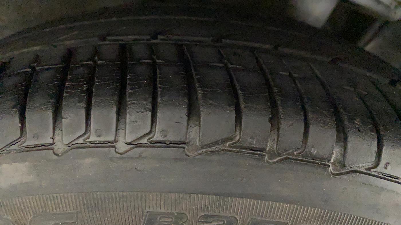 2019 Tata Tiago XZA PLUS PETROL, Petrol, Automatic, 13,830 km, Left Front Tyre Tread