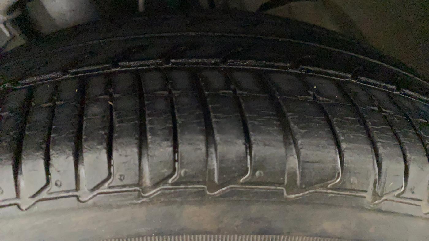 2019 Tata Tiago XZA PLUS PETROL, Petrol, Automatic, 13,830 km, Right Front Tyre Tread
