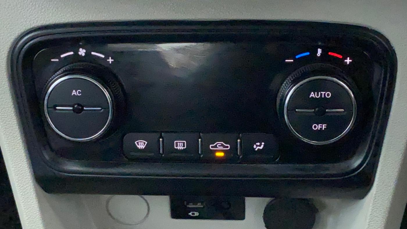 2022 Tata Tiago XZ PLUS CNG, CNG, Manual, 15,096 km, Automatic Climate Control
