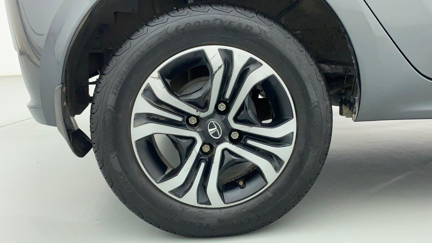 2022 Tata Tiago XZ PLUS CNG, CNG, Manual, 15,096 km, Right Rear Wheel