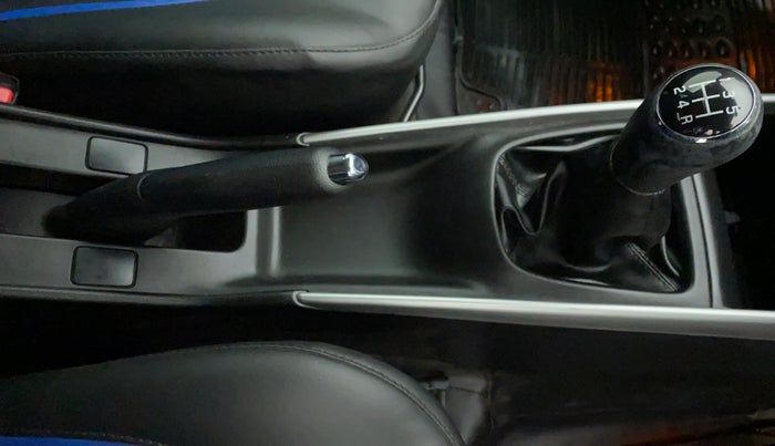 2017 Maruti Baleno ZETA PETROL 1.2, Petrol, Manual, 12,624 km, Gear Lever