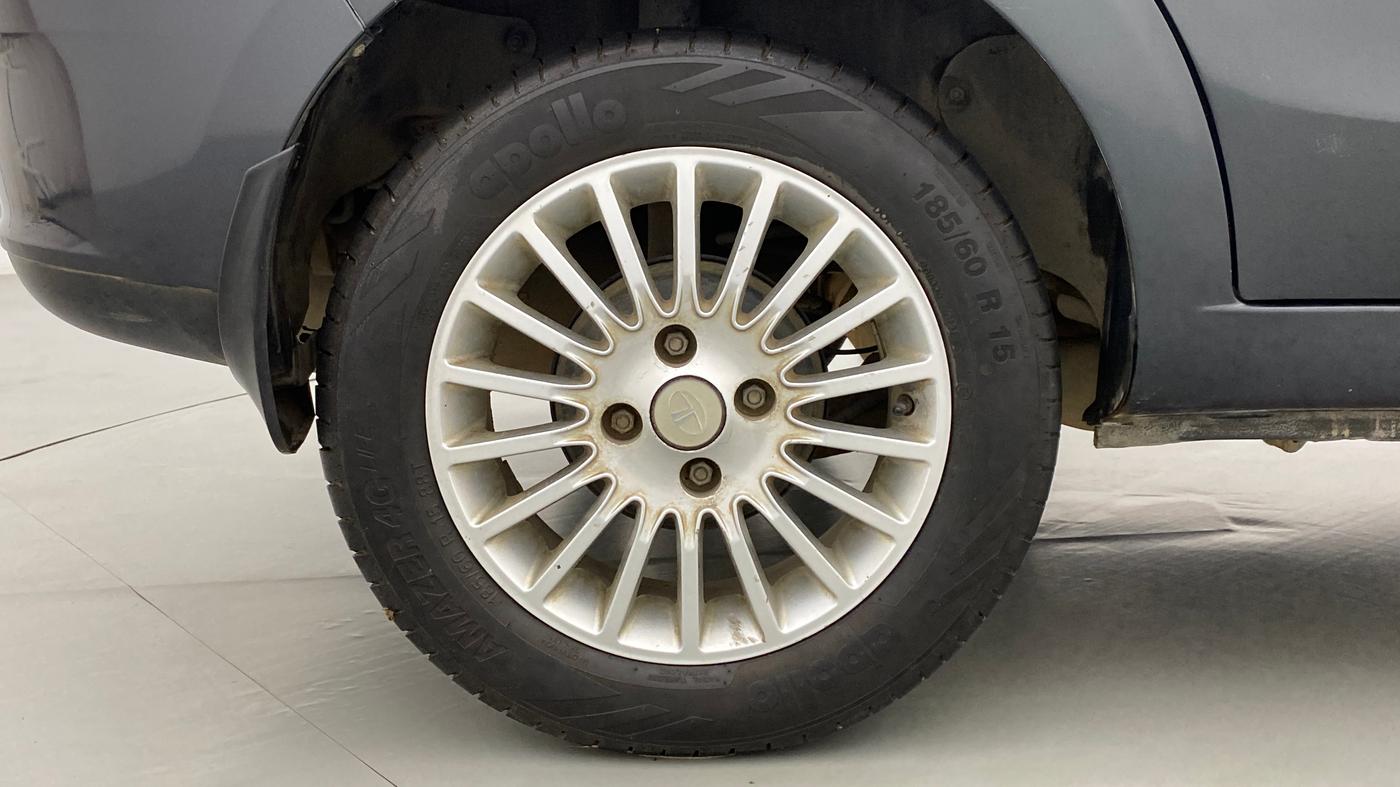 2014 Tata Zest XMS RT, Petrol, Manual, 74,916 km, Right Rear Wheel