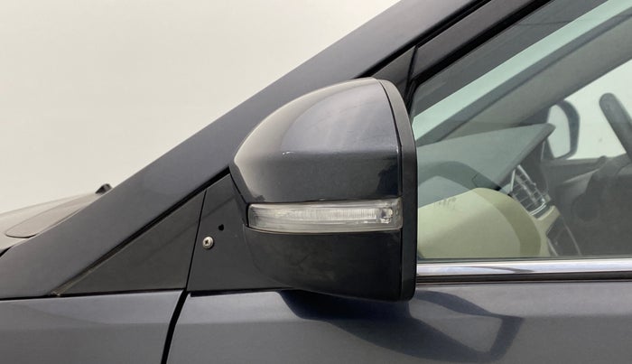 2014 Tata Zest XMS RT, Petrol, Manual, 74,916 km, Left rear-view mirror - Cover has minor damage