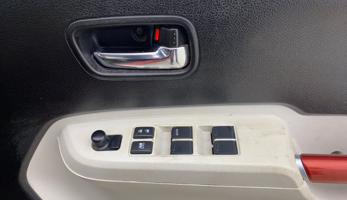 2017 Maruti IGNIS ALPHA 1.2 AMT, Petrol, Automatic, 47,352 km, Driver Side Door Panels Control