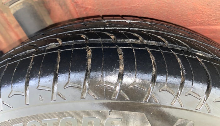 2017 Maruti IGNIS ALPHA 1.2 AMT, Petrol, Automatic, 47,352 km, Right Rear Tyre Tread