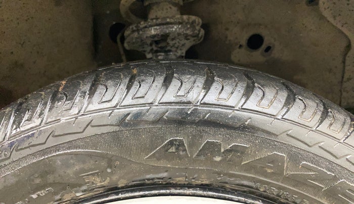 2016 Maruti Wagon R 1.0 VXI, Petrol, Manual, 48,606 km, Right Front Tyre Tread