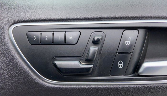 2013 Mercedes Benz B Class B 180 STYLE, Diesel, Automatic, 37,962 km, Driver Side Adjustment Panel