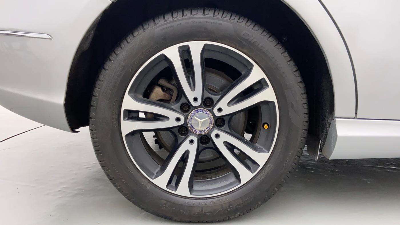 2013 Mercedes Benz B Class B 180 STYLE, Diesel, Automatic, 37,962 km, Right Rear Wheel