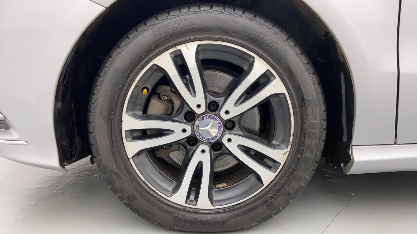 2013 Mercedes Benz B Class B 180 STYLE, Diesel, Automatic, 37,962 km, Left Front Wheel