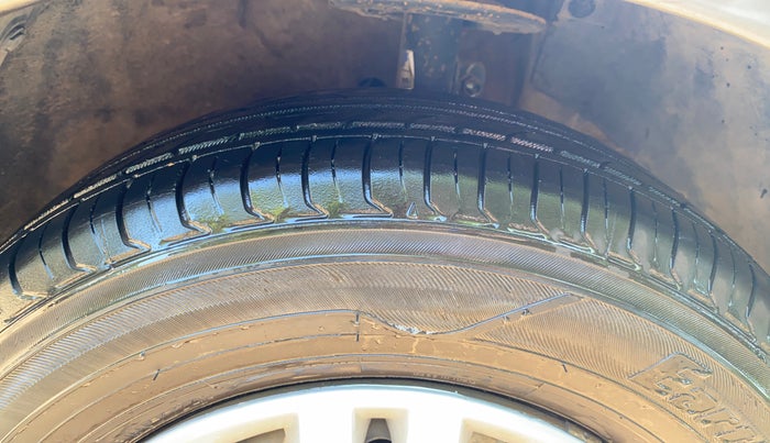 2019 Maruti Dzire VXI, Petrol, Manual, 64,862 km, Right Front Tyre Tread