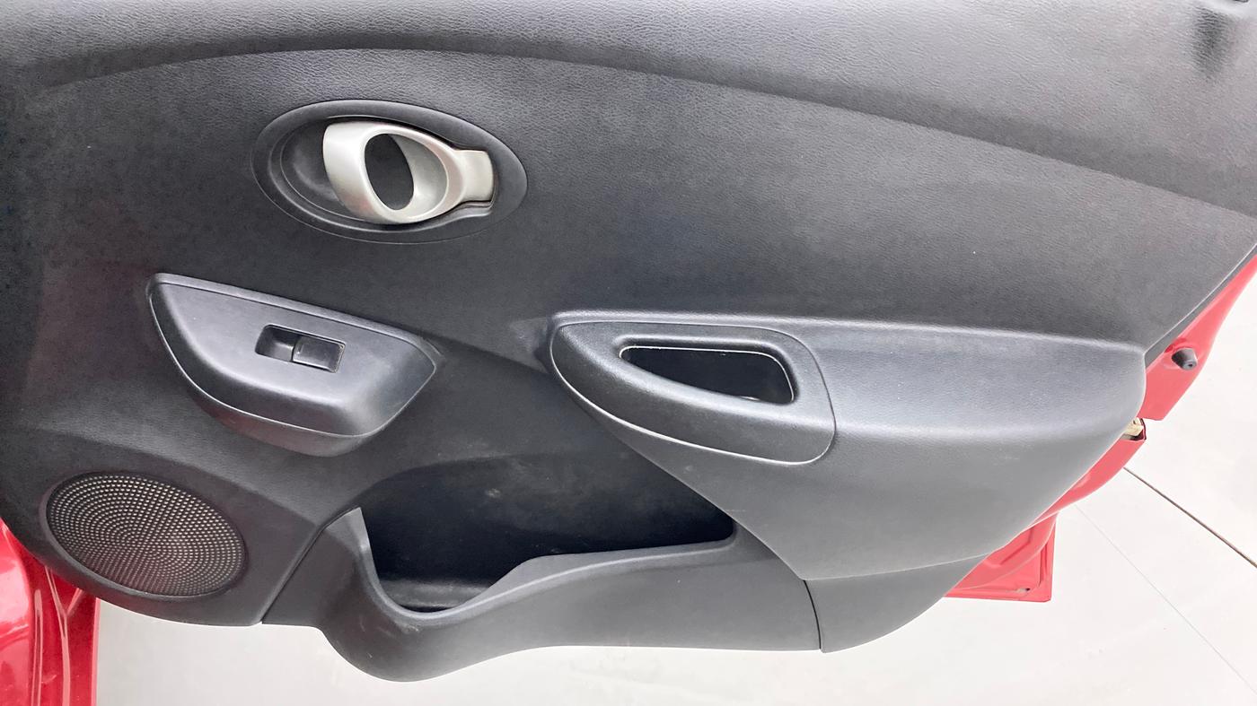 2018 Datsun Go Plus T, Petrol, Manual, 46,049 km, Driver Side Door Panels Control