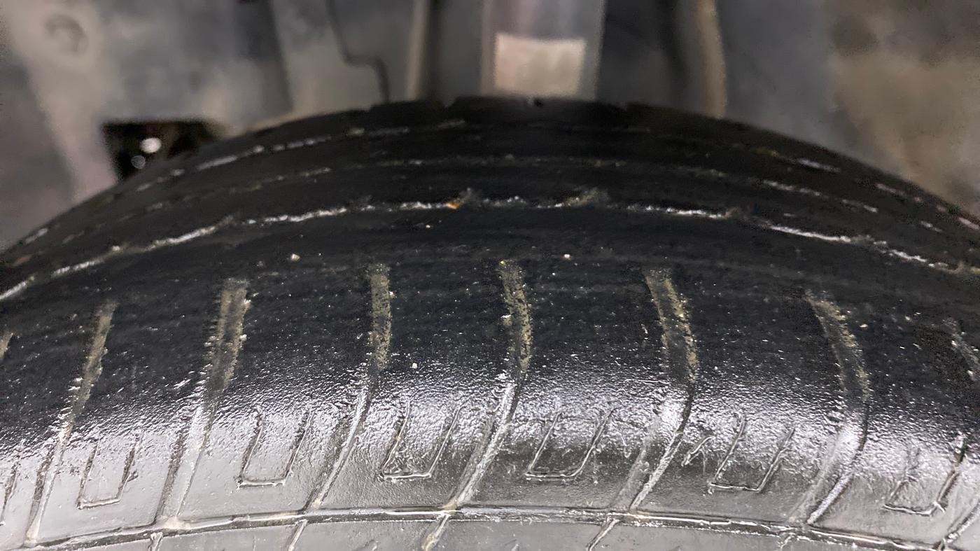 2018 Datsun Go Plus T, Petrol, Manual, 46,049 km, Left Front Tyre Tread