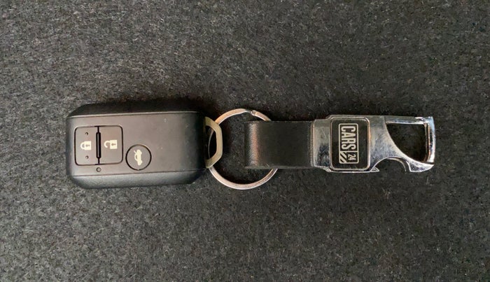 2020 Maruti Dzire ZXI Plus AMT, Petrol, Automatic, 33,008 km, Key Close Up