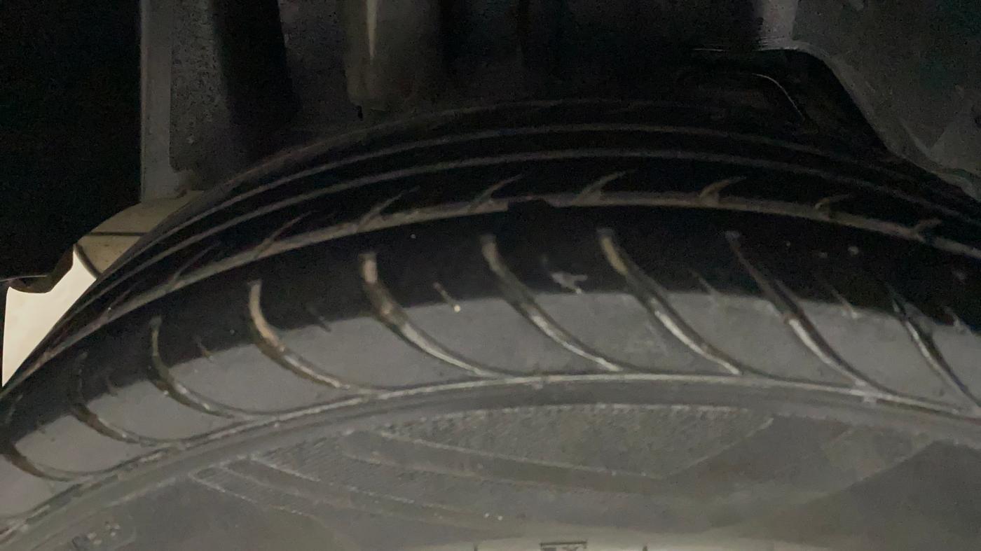 2018 Ford Figo Aspire TITANIUM1.5 DIESEL, Diesel, Manual, 94,223 km, Right Rear Tyre Tread