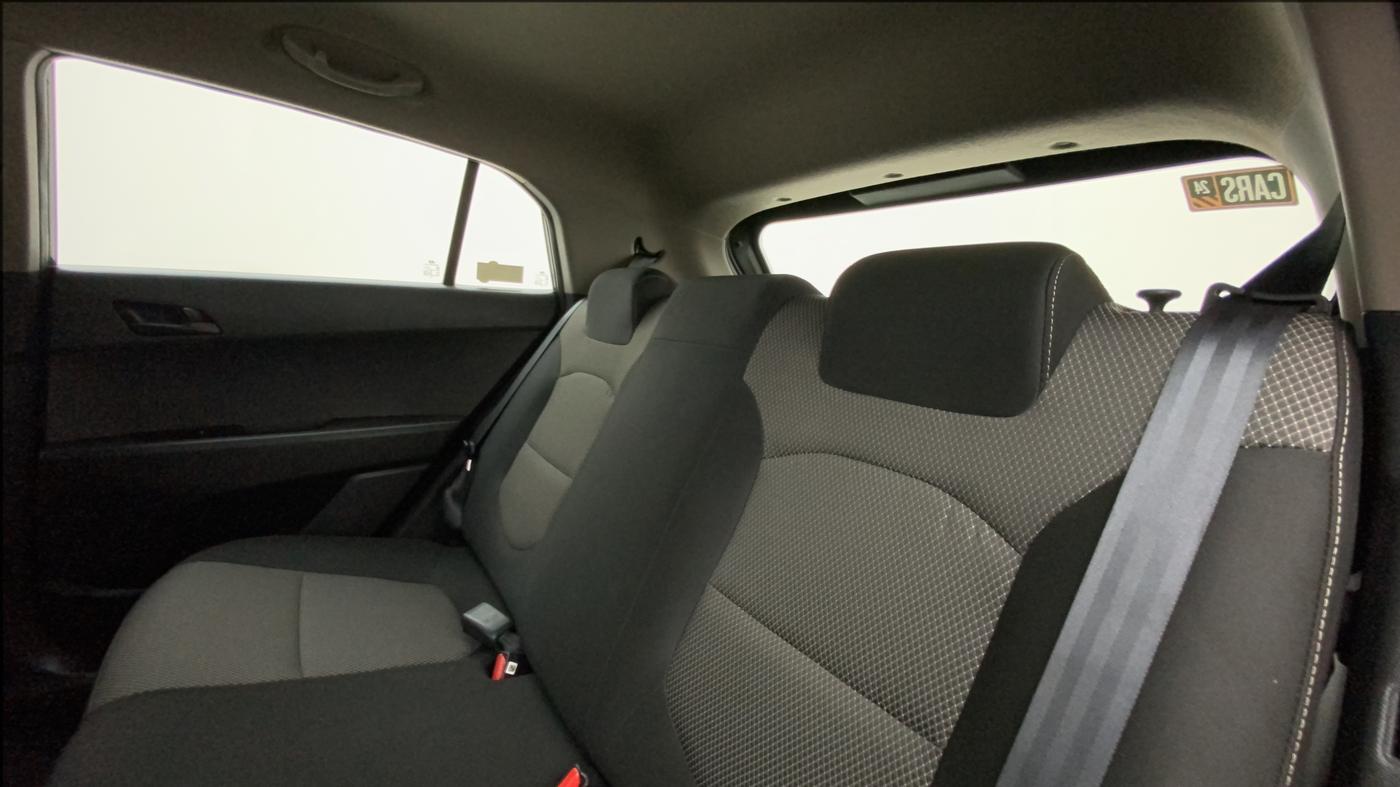 2017 Hyundai Creta E PLUS 1.6 PETROL, Petrol, Manual, 33,957 km, Right Side Rear Door Cabin
