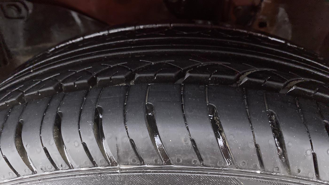 2017 Honda Brio 1.2 VX AT I VTEC, Petrol, Automatic, 54,171 km, Left Front Tyre Tread
