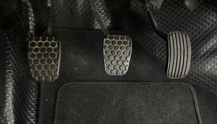 2019 Tata Tiago XZ PLUS PETROL, Petrol, Manual, 49,076 km, Pedals