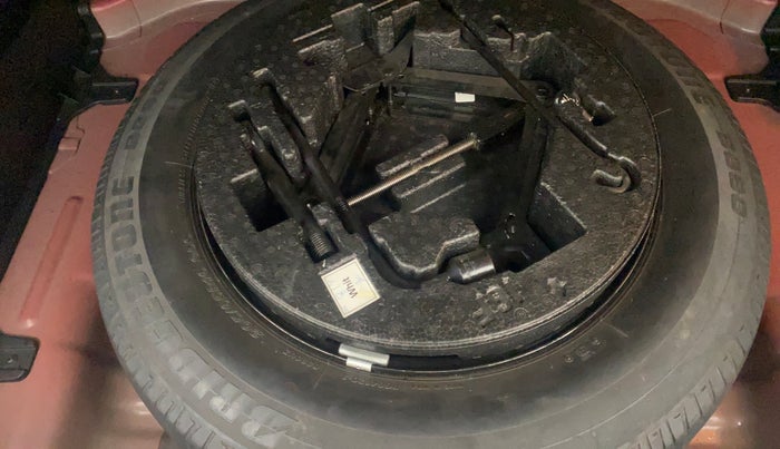 2017 Hyundai Creta SX PLUS 1.6 PETROL, Petrol, Manual, 1,19,062 km, Spare Tyre